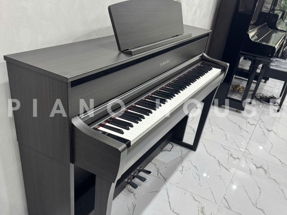 YAMAHA CLP-775 DW (USED) - Ảnh thực tế 3